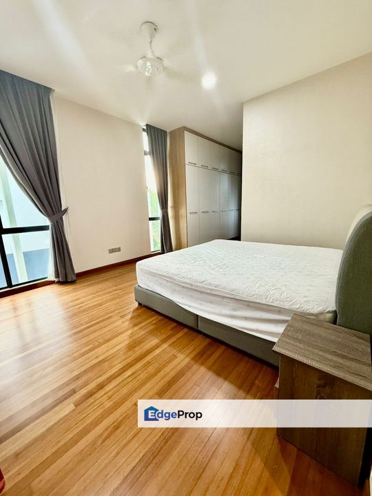 Three Storey Isola Granduer Bungalow @ Senibong Cove, Johor, Masai