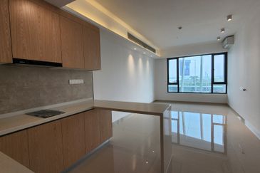 R&F Princess Cove – New Casa Suites (Phase 3): The New Gateway to JS-SEZ, Johor Bahru, Malaysia. High ROI with 5-6% for Property Investment, Freehold