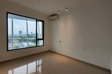 R&F Princess Cove – New Casa Suites (Phase 3): The New Gateway to JS-SEZ, Johor Bahru, Malaysia. High ROI with 5-6% for Property Investment, Freehold