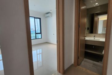 R&F Princess Cove – New Casa Suites (Phase 3): The New Gateway to JS-SEZ, Johor Bahru, Malaysia. High ROI with 5-6% for Property Investment, Freehold