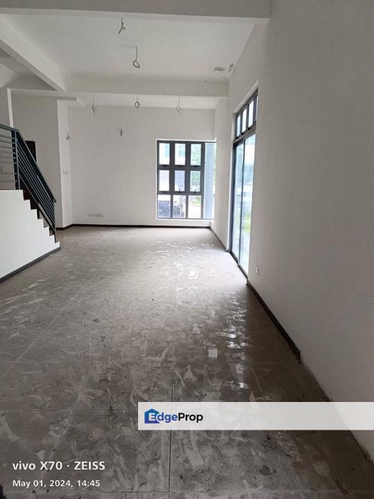 Skudai, Cluster House, D Carlton Heights, Sale, Johor, Skudai