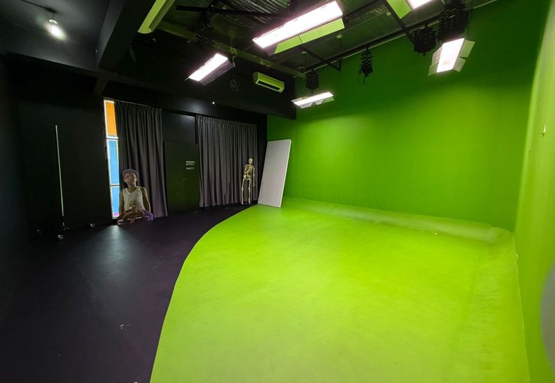 Pusat Perdagangan Danga Utama