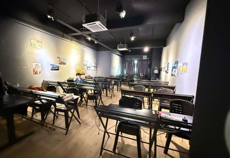 Pusat Perdagangan Danga Utama