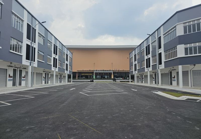 Kulai Vervocity, Shoplot, for Rent