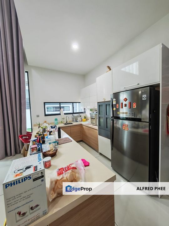 3 Storey Villa Isola Grandeur For Sale, Johor, Masai