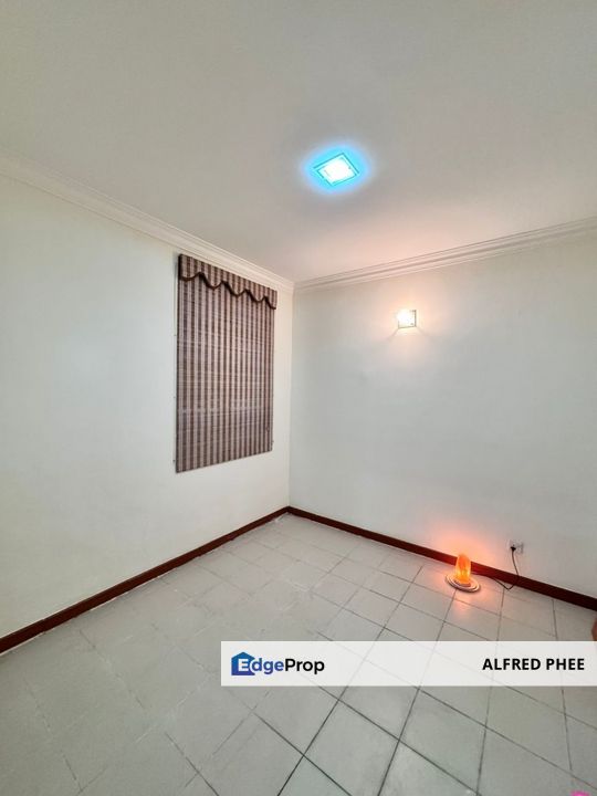 Austin Lakeview Apartment For Sale, Johor, Johor Bahru