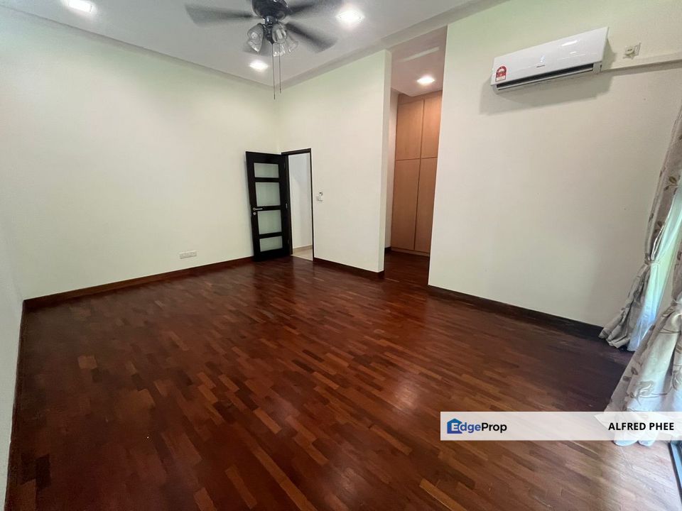 Bungalow with Swimming Pool Ledang Height For Rent, Johor, Johor Bahru