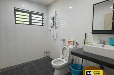 TAMAN RASI, MENGLEMBU