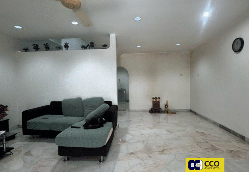 TAMAN RASI, MENGLEMBU