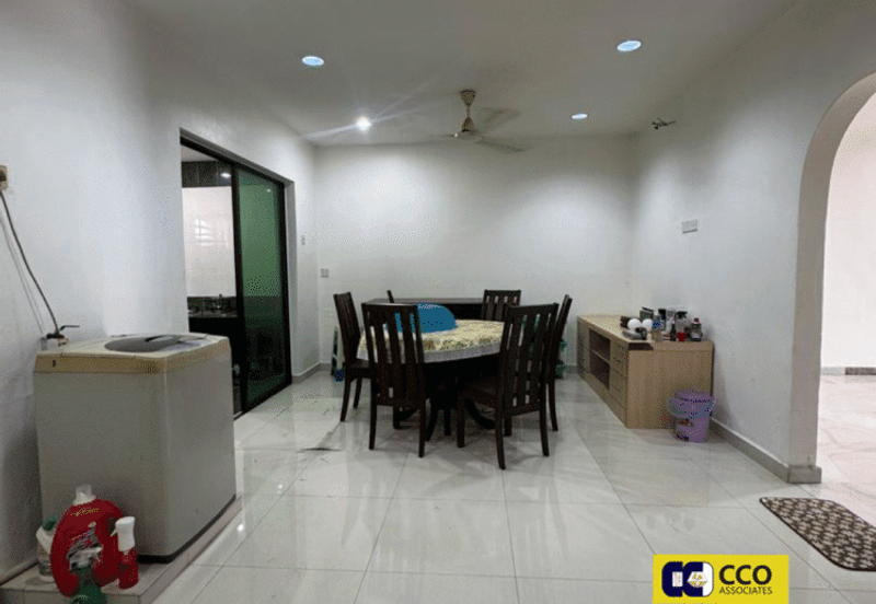 TAMAN RASI, MENGLEMBU