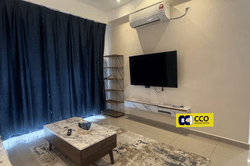 THE COVE HILLSIDE RESIDENCE