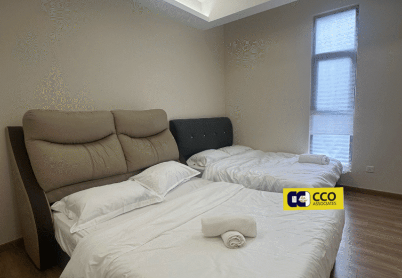 THE COVE HILLSIDE RESIDENCE