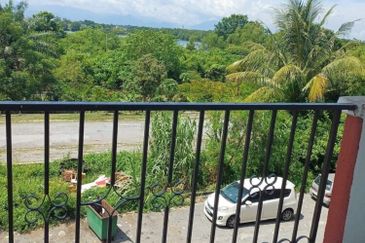 Menglembu Taman Impiana Adril Flat For Sales