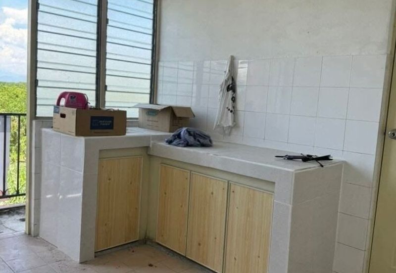 Menglembu Taman Impiana Adril Flat For Sales