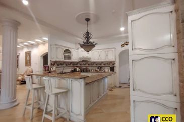 BUKIT KINDING ORCHARDS