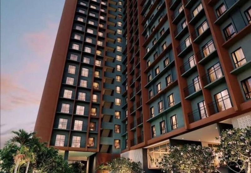 Piccadilly Service Residence @ Greentown