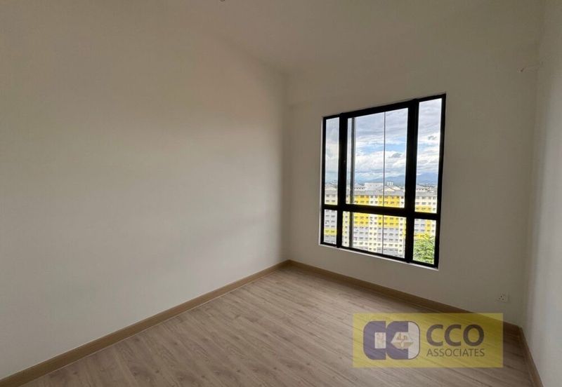 Piccadilly Service Residence @ Greentown