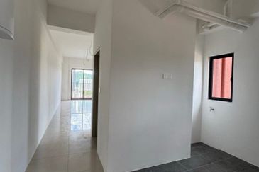 Piccadilly Service Residence @ Greentown