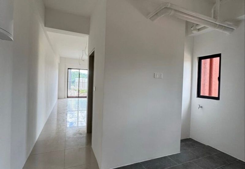 Piccadilly Service Residence @ Greentown