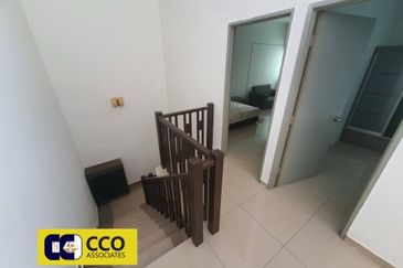 ANJUNG BERCHAM UTAMA