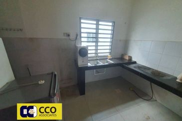 ANJUNG BERCHAM UTAMA