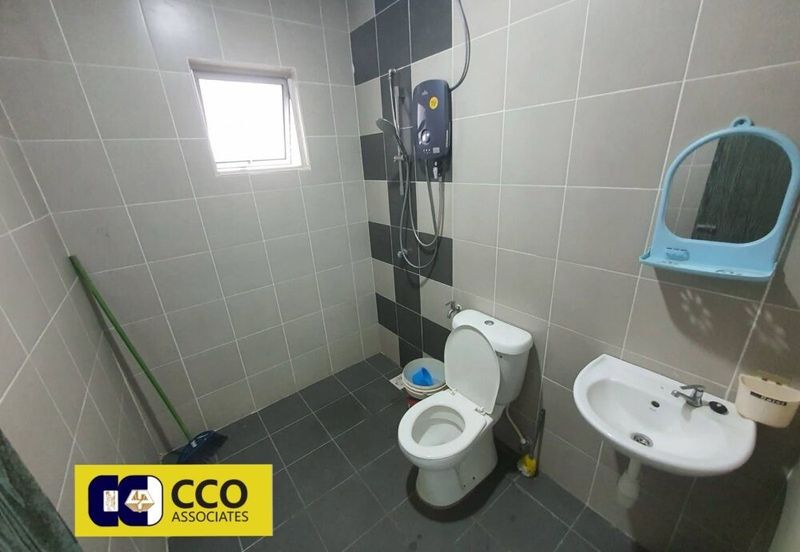 ANJUNG BERCHAM UTAMA