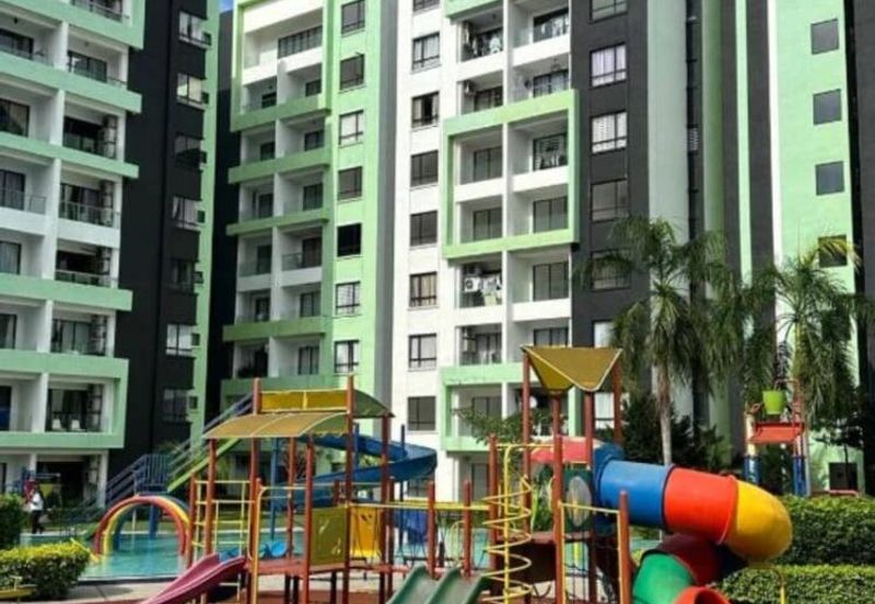 Manhattan Condominium