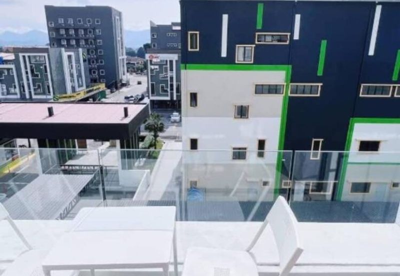 Manhattan Condominium