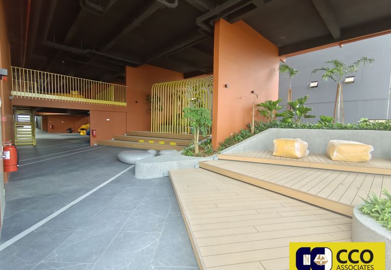 Piccadilly Service Residence @ Greentown