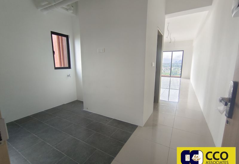 Piccadilly Service Residence @ Greentown