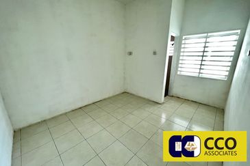 DESA LAHAT SRI -WANG