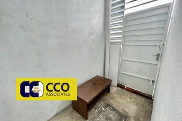 DESA LAHAT SRI -WANG