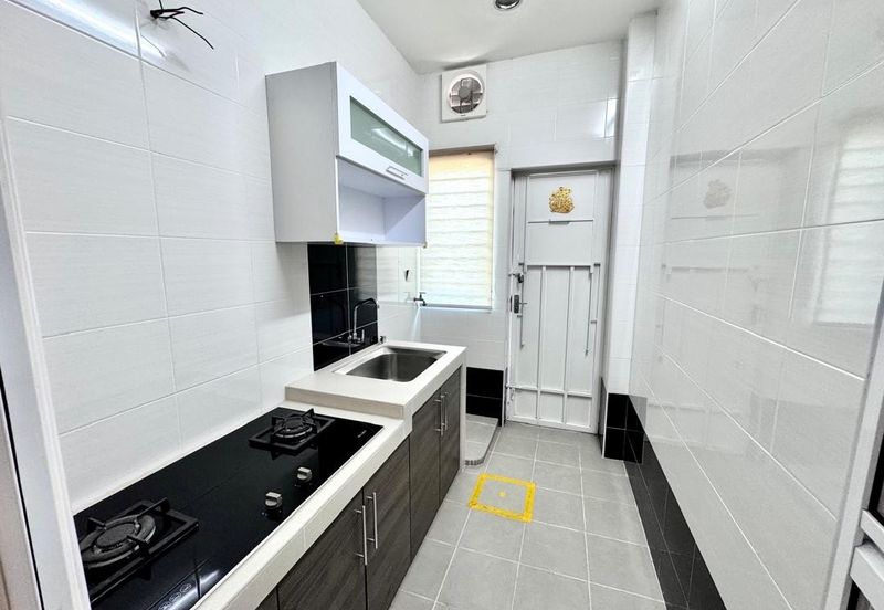 TAMAN LAPANGAN KIARA