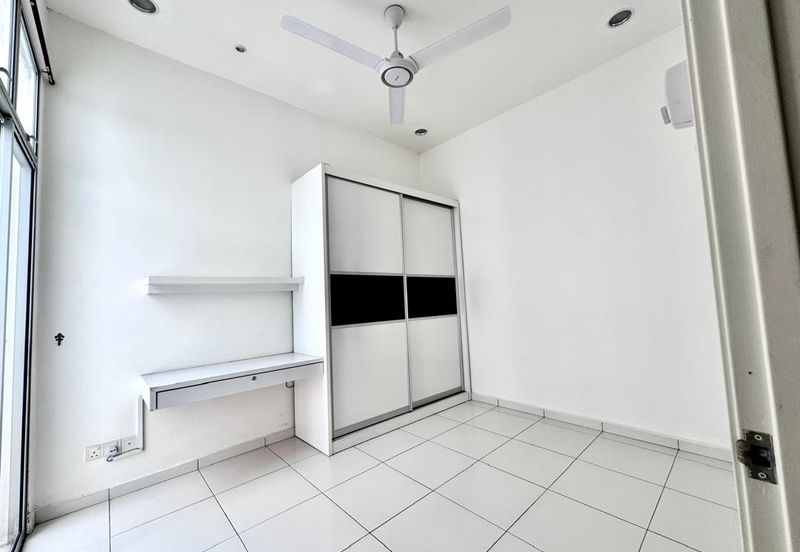 TAMAN LAPANGAN KIARA