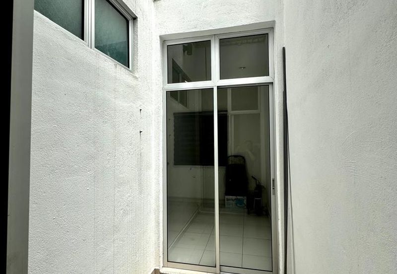 TAMAN LAPANGAN KIARA