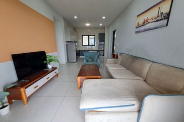 Baypoint @ Country Garden Danga Bay