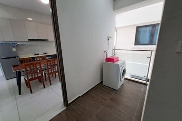 Baypoint @ Country Garden Danga Bay