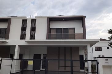 Taman Lestari Heights, Mentakab Pahang - Semi-D House