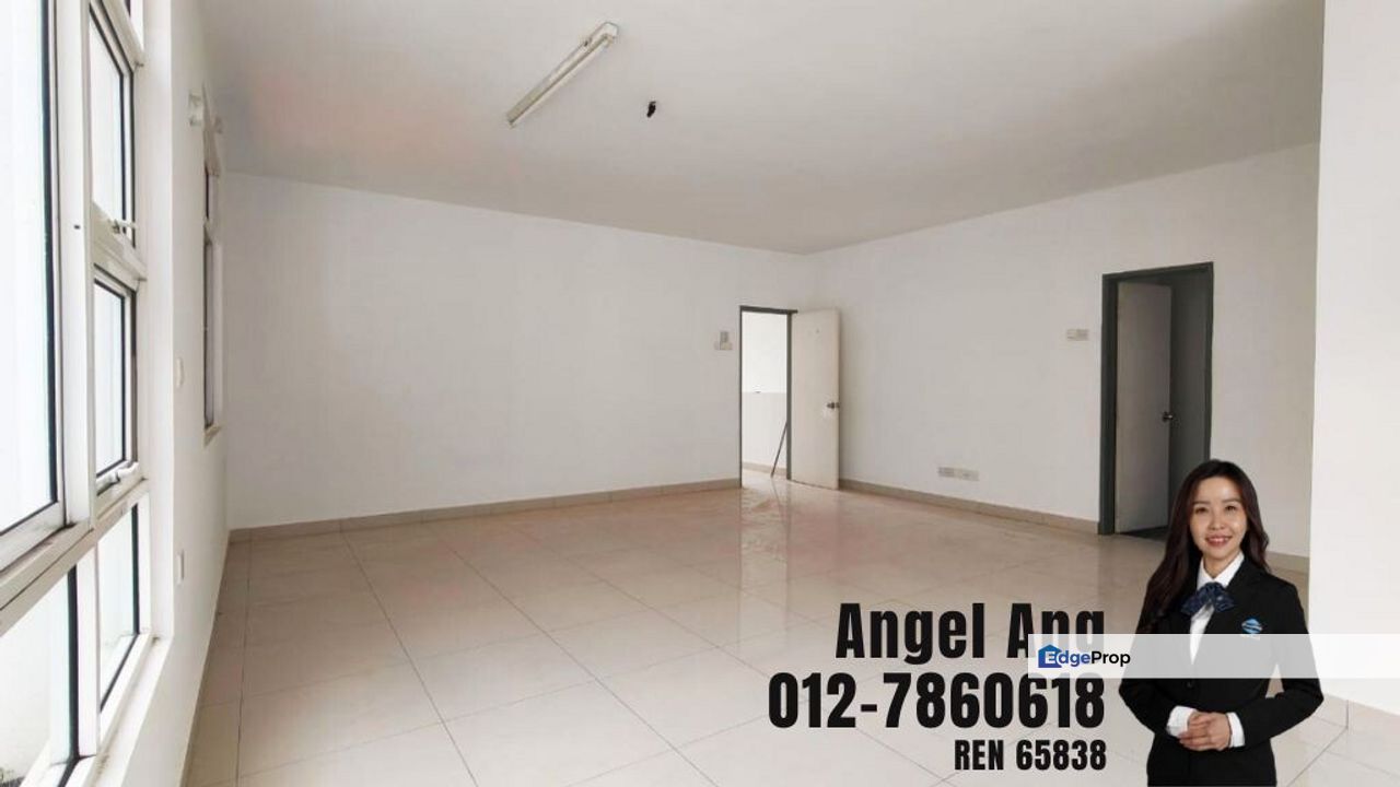 Oasis Residence Semi-D Renovated Extended Garden & Backyard, Penang, Relau