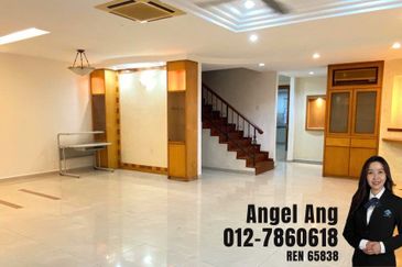 Jalan Pantai Aziz Ibrahim