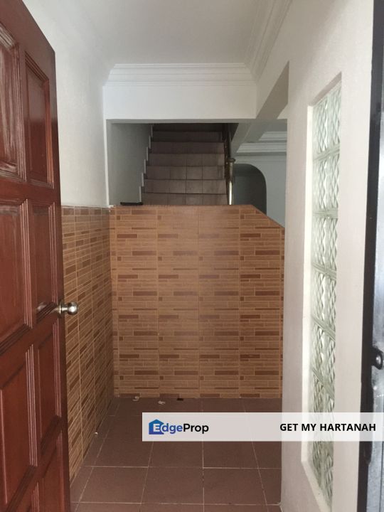 TAMAN SRI GOMBAK, BATU CAVES, SELANGOR TERRACE, Selangor, Batu Caves 