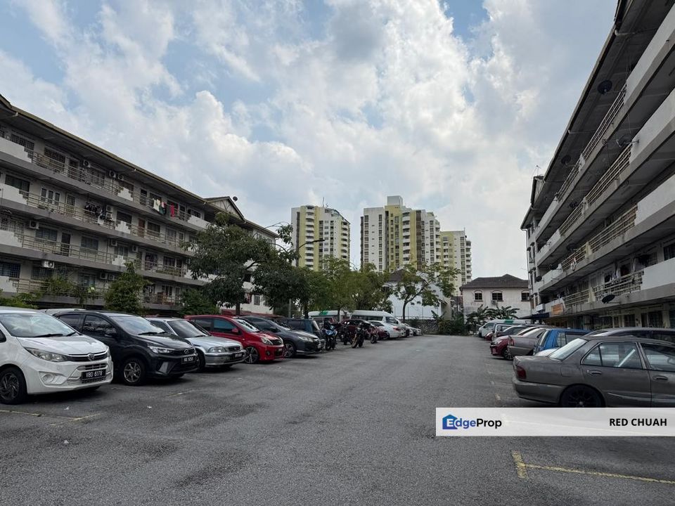 Freehold Corner Unit | Subang Perdana Court 2 | Great Location, Selangor, USJ