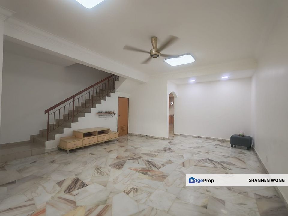 Taman Bukit Mewah 2 Storey Landed House @ Partly Furnished Unit., Selangor, Kajang