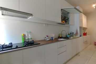 Big Size 2 Storey Terrace House