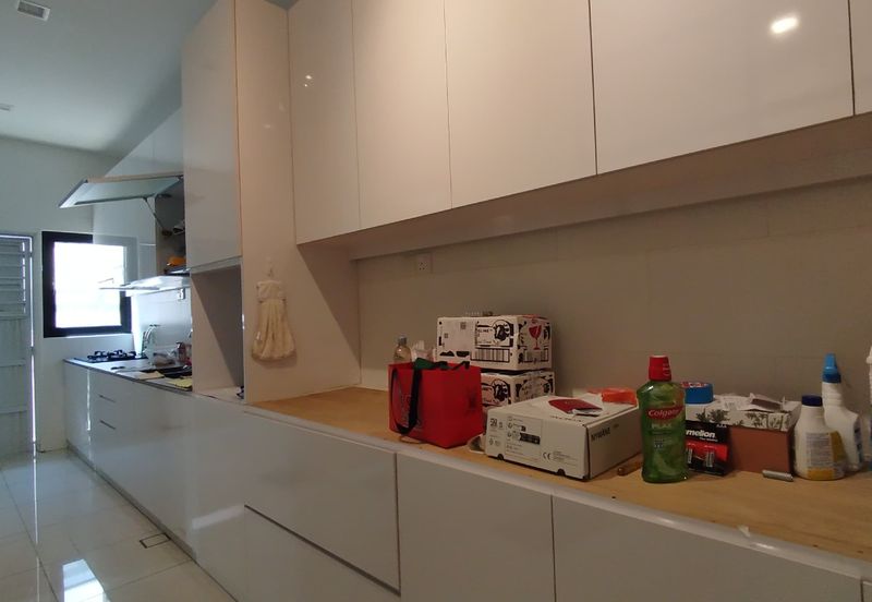 Big Size 2 Storey Terrace House