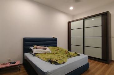 Big Size 2 Storey Terrace House