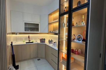 Nusa Sentral Spring Meadow