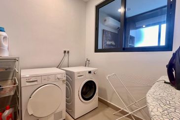 The Astaka @ 1 Bukit Senyum