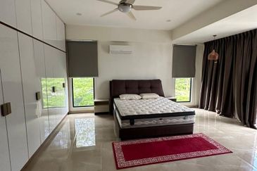 The Canal Garden South, Horizon Hills