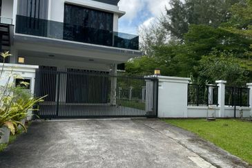 The Canal Garden South, Horizon Hills